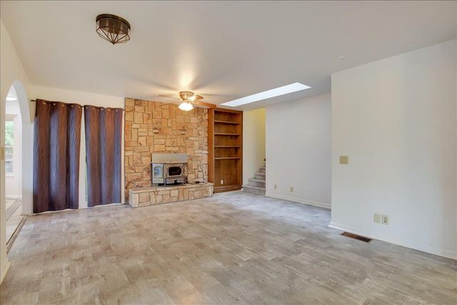 18864 Jayhawk Dr, Penn Valley, CA 95946