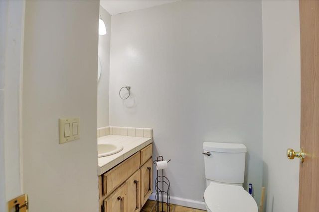 18864 Jayhawk Dr, Penn Valley, CA 95946