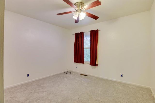 18864 Jayhawk Dr, Penn Valley, CA 95946