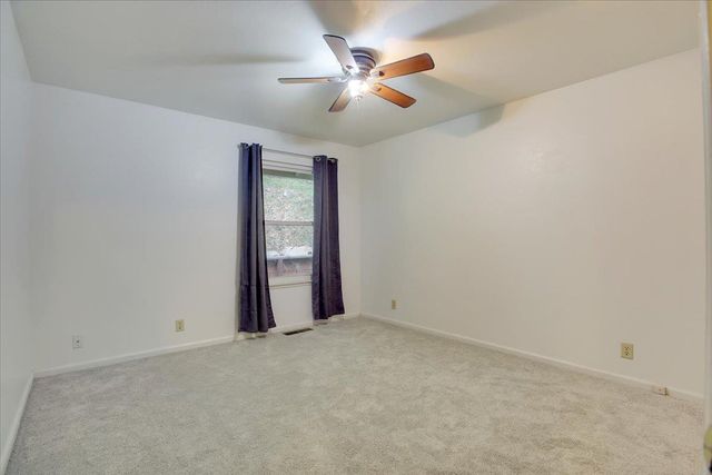 18864 Jayhawk Dr, Penn Valley, CA 95946