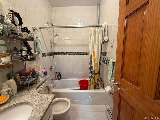 4216 162nd Street, Flushing, NY 11358