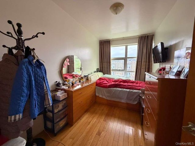4216 162nd Street, Flushing, NY 11358