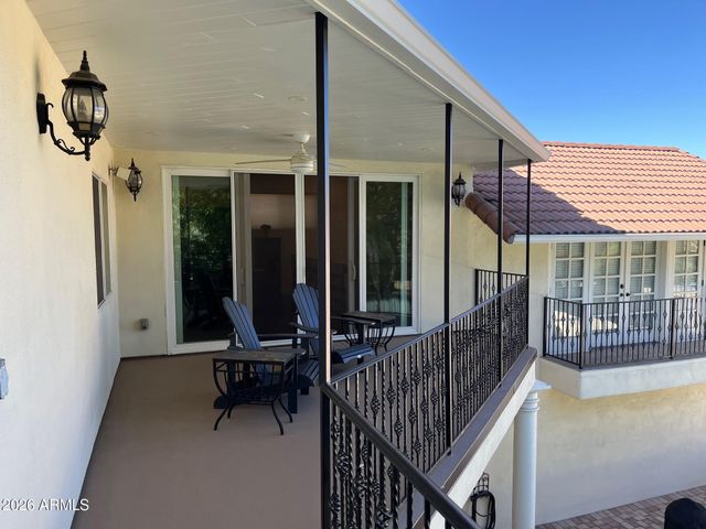 229 W VISTA Avenue, Phoenix, AZ 85021