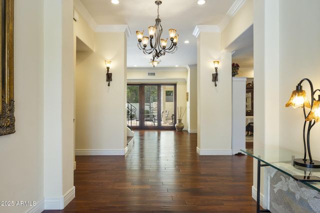 229 W VISTA Avenue, Phoenix, AZ 85021