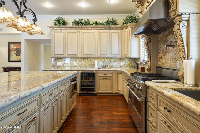 229 W VISTA Avenue, Phoenix, AZ 85021