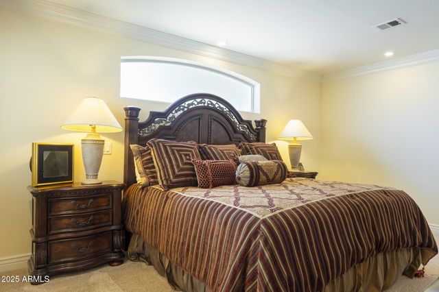 229 W VISTA Avenue, Phoenix, AZ 85021