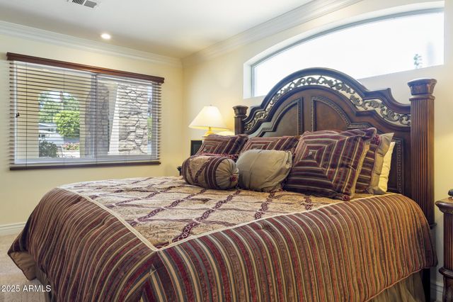 229 W VISTA Avenue, Phoenix, AZ 85021