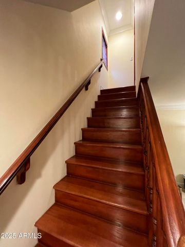 229 W VISTA Avenue, Phoenix, AZ 85021