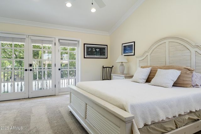 229 W VISTA Avenue, Phoenix, AZ 85021