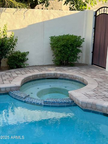 229 W VISTA Avenue, Phoenix, AZ 85021