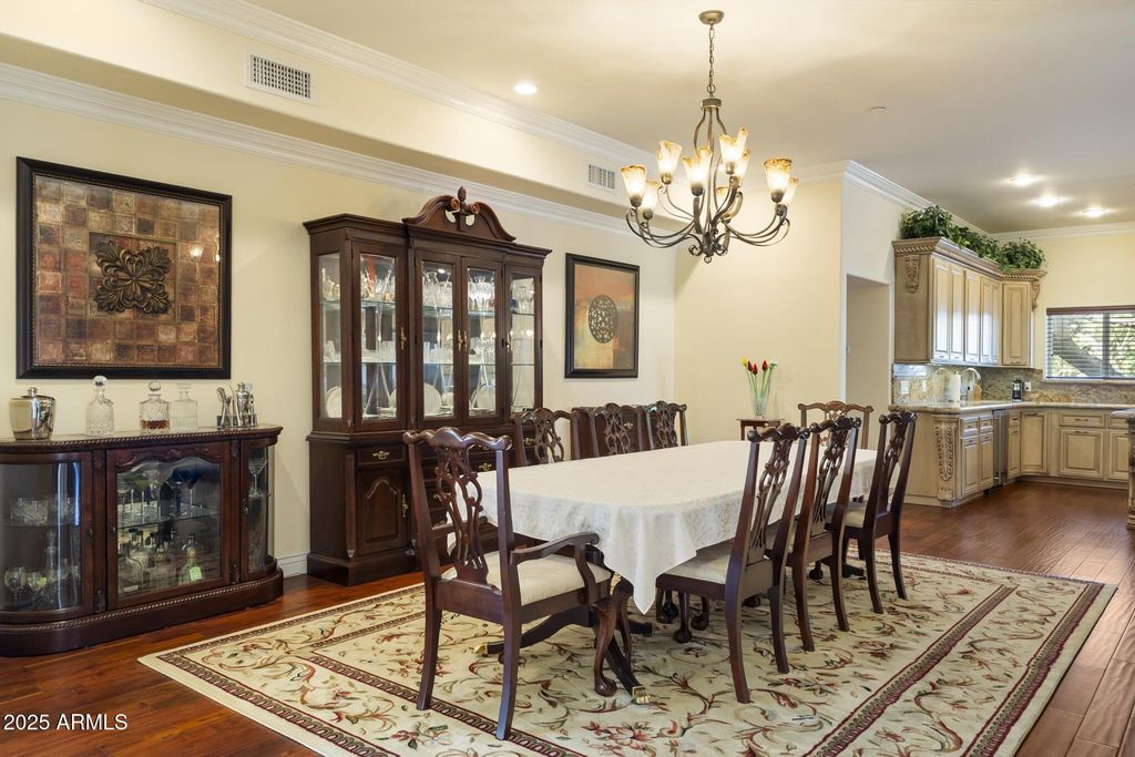 Image 33 of property listing at 229 W VISTA Avenue, Phoenix, AZ 85021