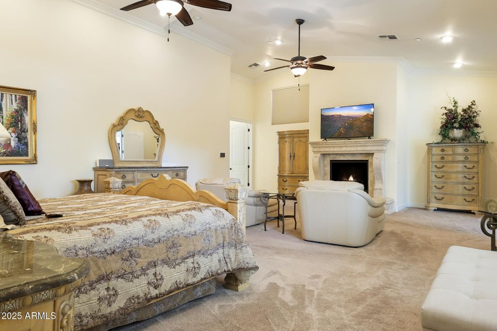 Image 66 of property listing at 229 W VISTA Avenue, Phoenix, AZ 85021