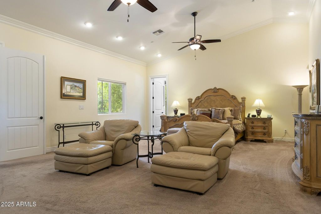Image 67 of property listing at 229 W VISTA Avenue, Phoenix, AZ 85021