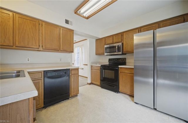 1808 Clifton Bridge DR, Virginia Beach, VA 23456