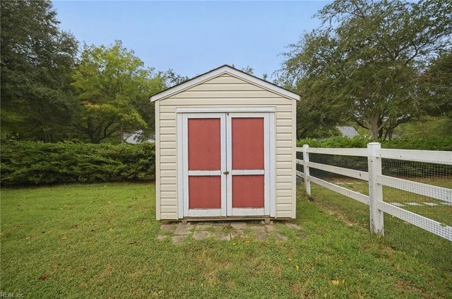 1808 Clifton Bridge DR, Virginia Beach, VA 23456