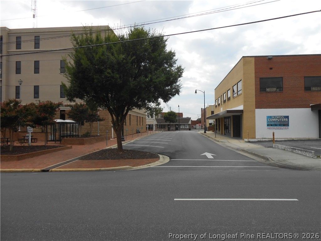 101-107, 109, 111 North Court Square, Lumberton, NC 28358 — photo 3