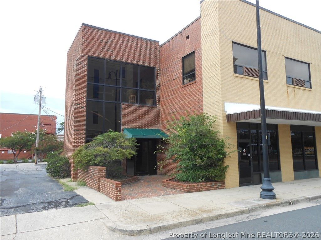 101-107, 109, 111 North Court Square, Lumberton, NC 28358 — photo 5
