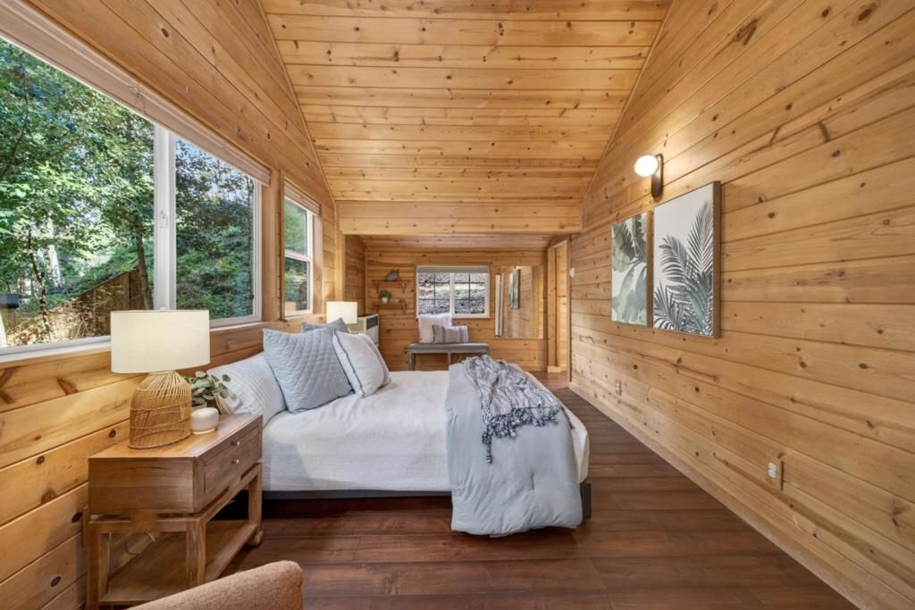 Image 27 of property listing at 515 Burnside, Boulder Creek, CA 95006