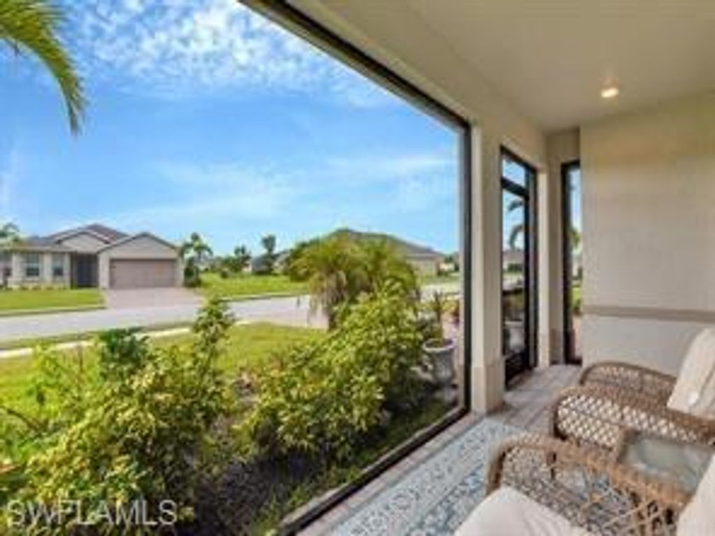 2739 Merida LN, CAPE CORAL, FL 33909 — photo 4