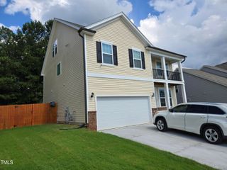 808 Heartpine Drive, Mebane, NC 27302