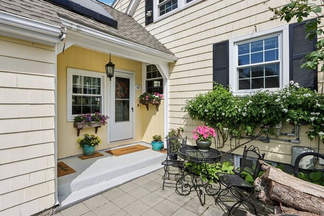 62 Charme Rd, Billerica, MA 01821
