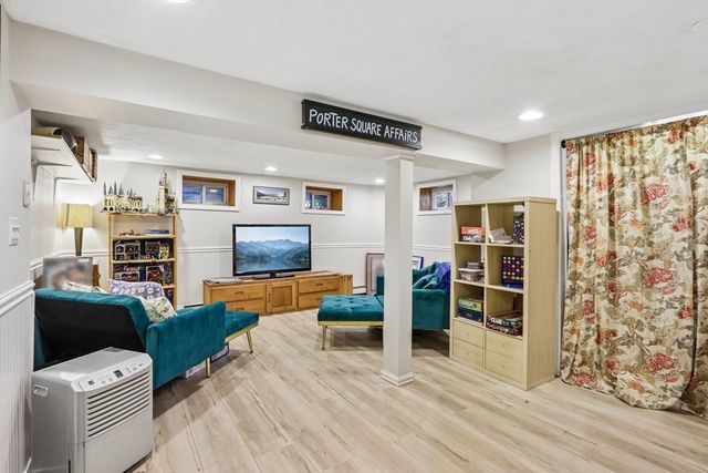 62 Charme Rd, Billerica, MA 01821