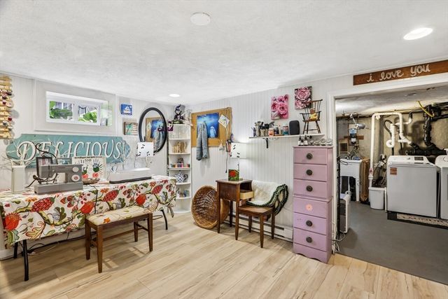 62 Charme Rd, Billerica, MA 01821