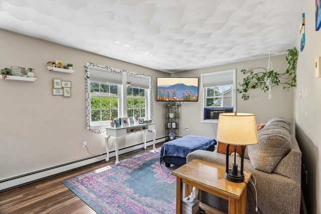 62 Charme Rd, Billerica, MA 01821