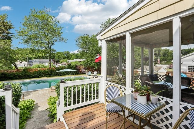 62 Charme Rd, Billerica, MA 01821