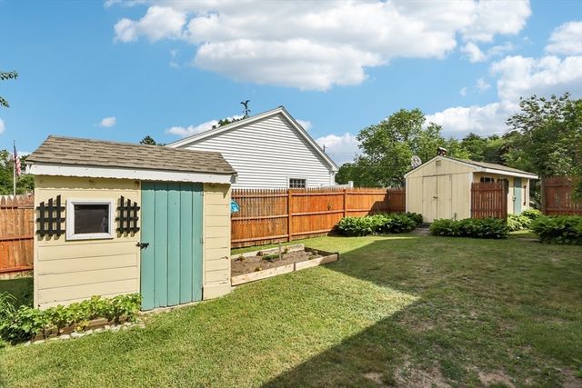 62 Charme Rd, Billerica, MA 01821