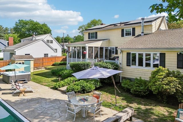 62 Charme Rd, Billerica, MA 01821