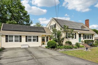 62 Charme Rd, Billerica, MA 01821