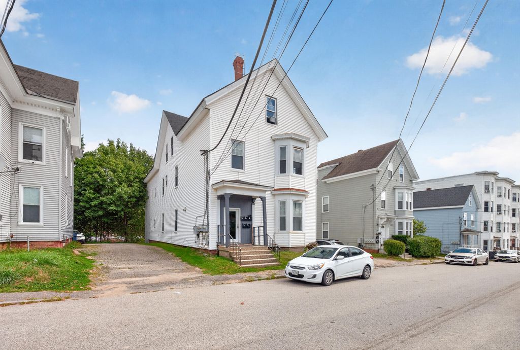 139 Oak Street, Lewiston, ME 04240 — exterior