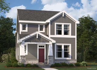 710 Schalm Dr, Clawson, MI 48017