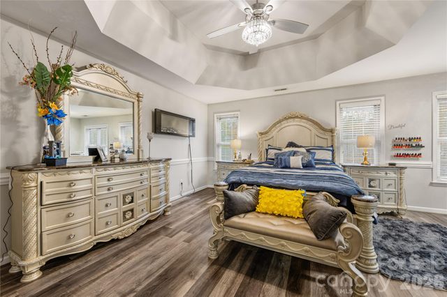 10944 Hellebore Road, Charlotte, NC 28213