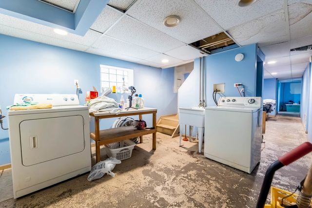 5733 S Whipple Street, Chicago, IL 60629