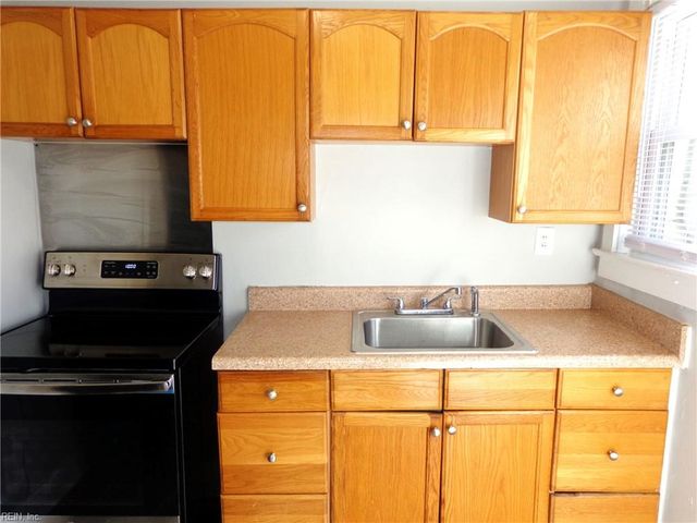 307 W Little Creek Rd Apt C, Norfolk, VA 23505