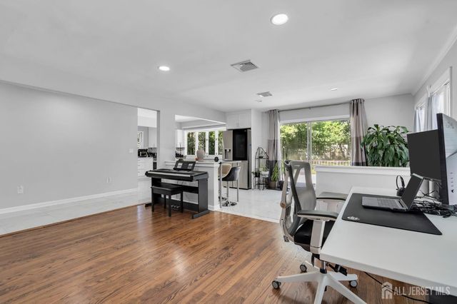 5 Phillip Drive, Edison, NJ 08820