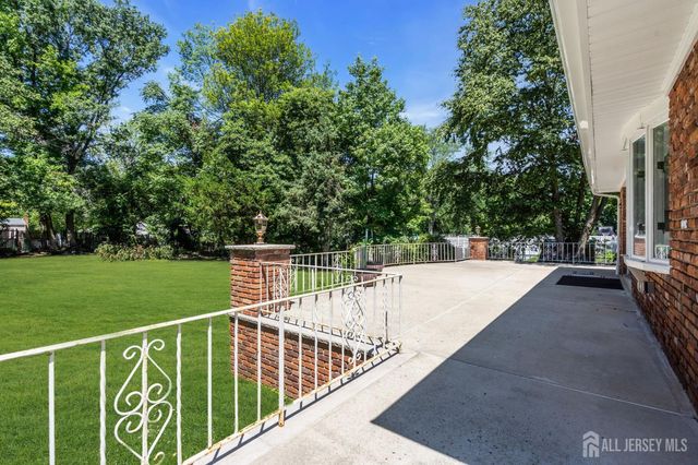 5 Phillip Drive, Edison, NJ 08820