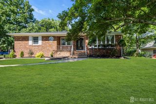 5 Phillip Drive, Edison, NJ 08820