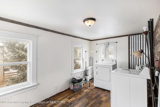 100 N Oakland Street, St. Johns, MI 48879