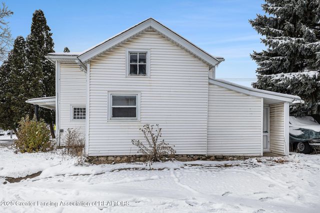 100 N Oakland Street, St. Johns, MI 48879