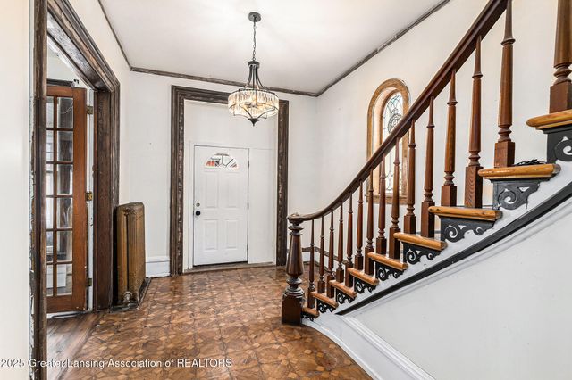 100 N Oakland Street, St. Johns, MI 48879