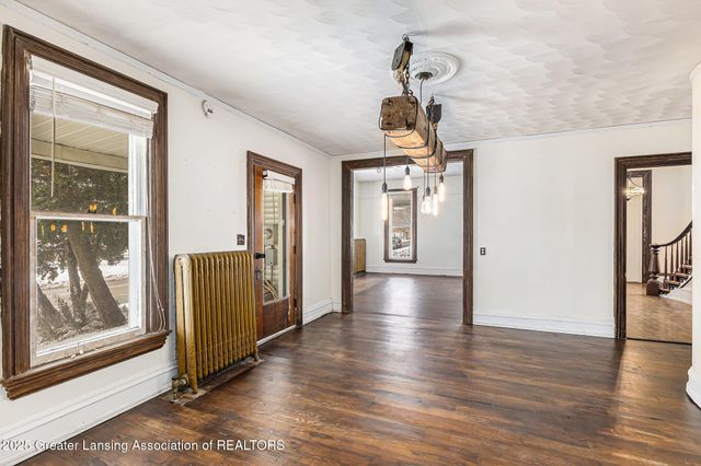 100 N Oakland Street, St. Johns, MI 48879