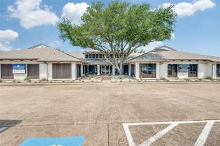 1725 Cimarron Trail 1, Hurst, TX 76054