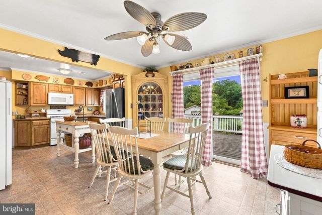 6796 GRAYS MILL RD, Warrenton, VA 20187