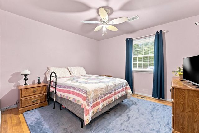 6796 GRAYS MILL RD, Warrenton, VA 20187