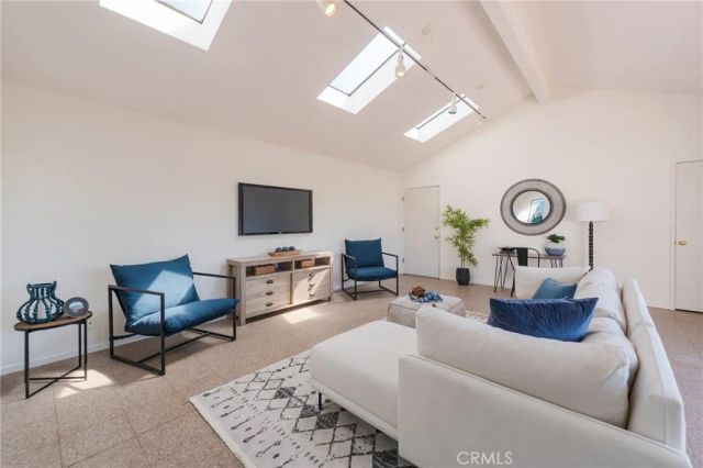 16022 S Dalton Ave, Gardena, CA 90247