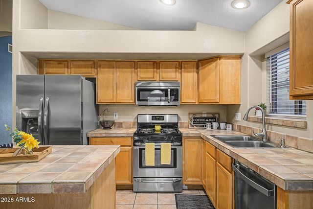 3311 W WALTER Way, Phoenix, AZ 85027