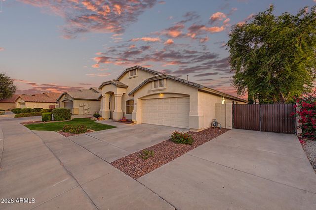3311 W WALTER Way, Phoenix, AZ 85027